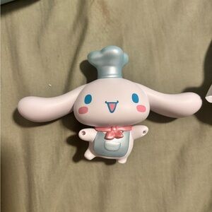 Cinnamoroll figurine